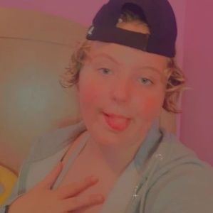 Meet your Posher, Émilie jade